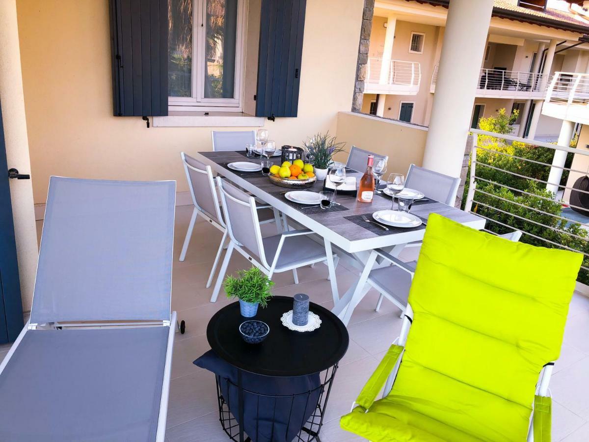 Paradise Luxury Apartments Sirmione Exterior photo